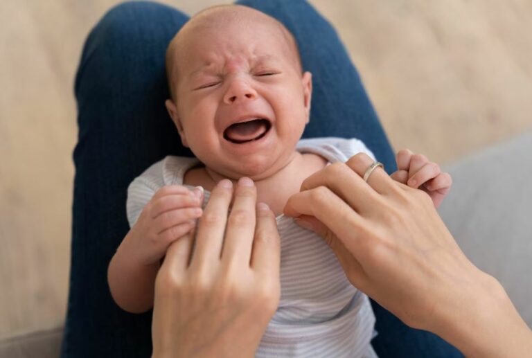 Com Quantos Meses o Bebê Para de Engasgar?