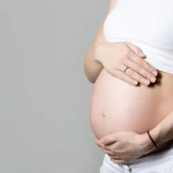 Quando Começo a Sentir o Bebê Mexer na Barriga?